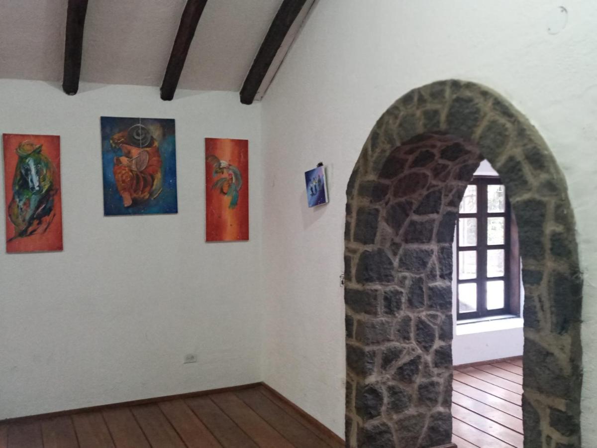 Quinta Los Eucaliptos Villa Quito Luaran gambar