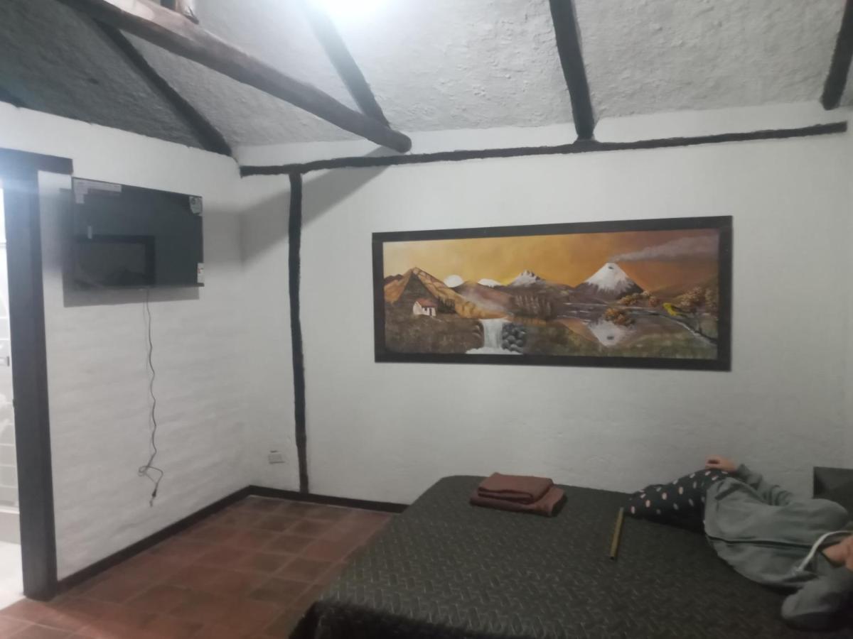 Quinta Los Eucaliptos Villa Quito Luaran gambar