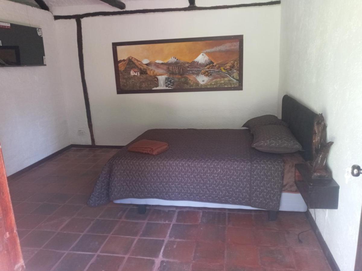 Quinta Los Eucaliptos Villa Quito Bilik gambar